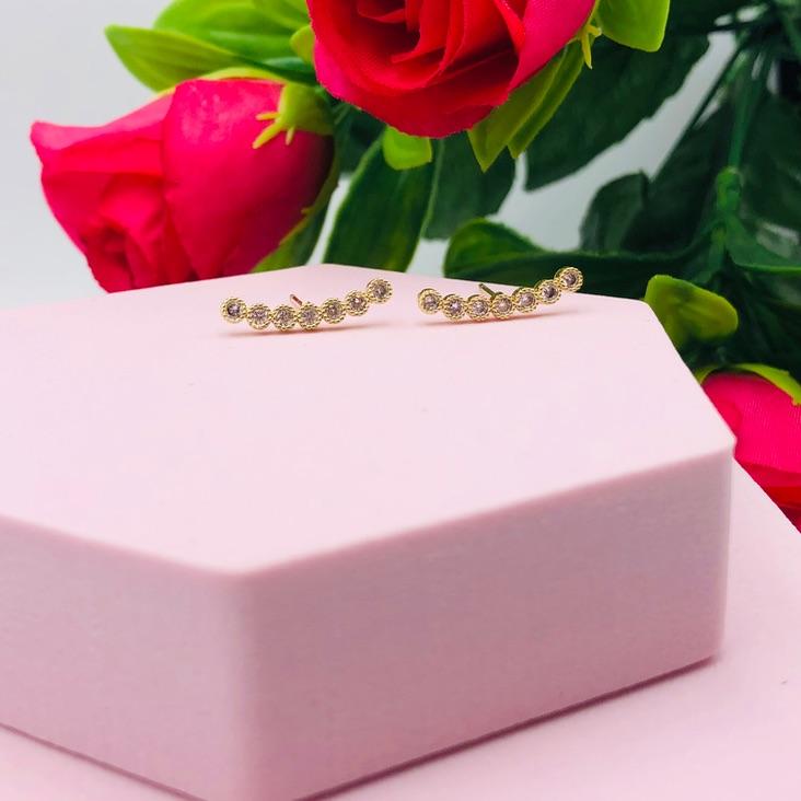 Brinco Ear Cuff com Pontos de Luz