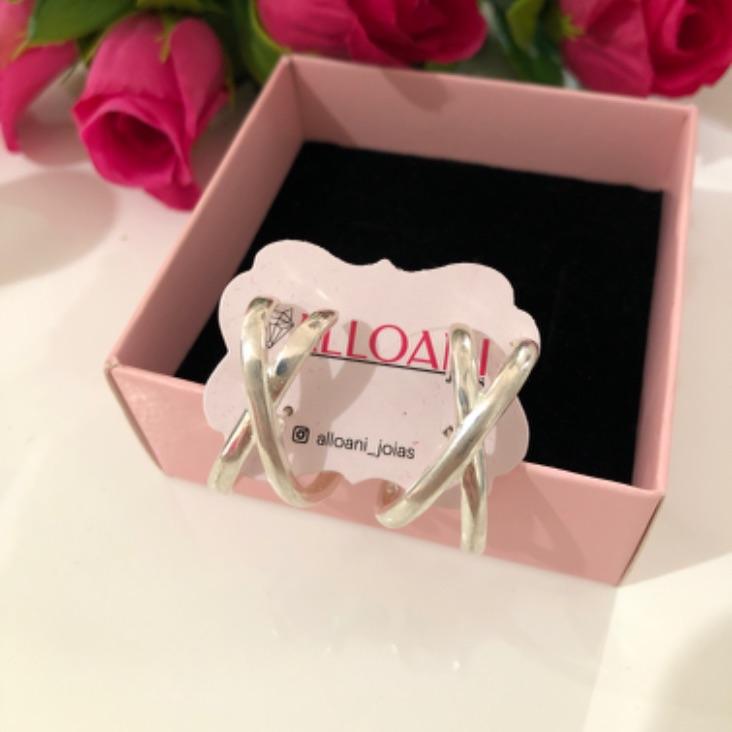 Brinco Ear hoot em X