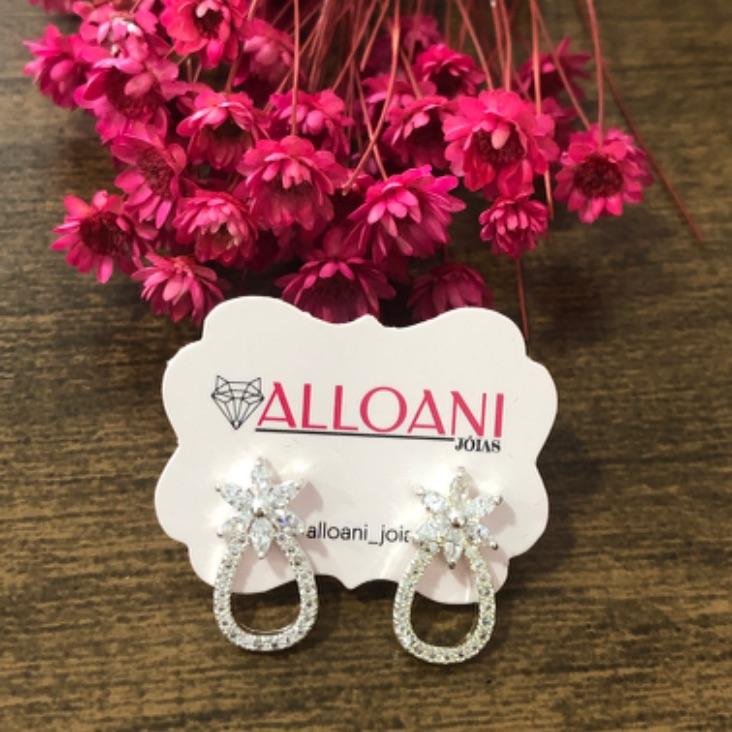 Brinco Flor com Gota Cravejado