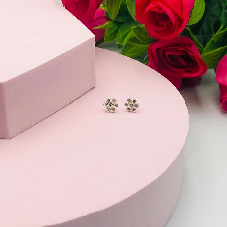 Brinco Flor com Zirconias