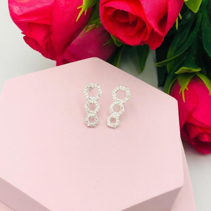 Brinco Forma Geométrica Cravejado