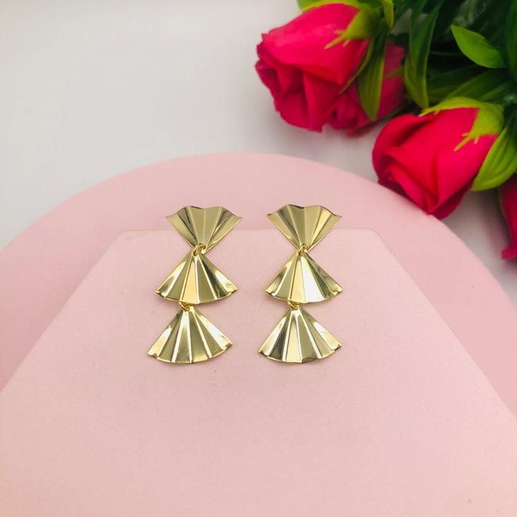 Brinco Leques Pendurados