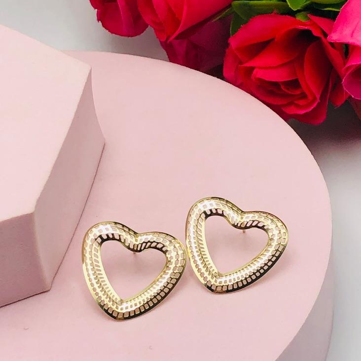 Brinco Maxxi Coração Vazado