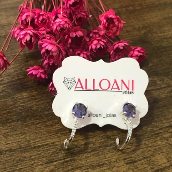 Brinco Meia Argola com Ponto de Luz Lilás