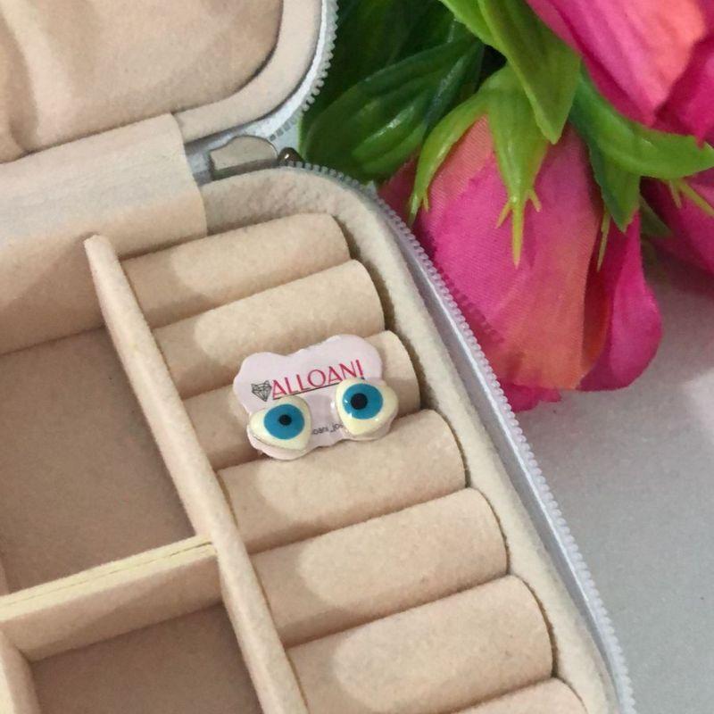 Brinco olho grego formato de coração