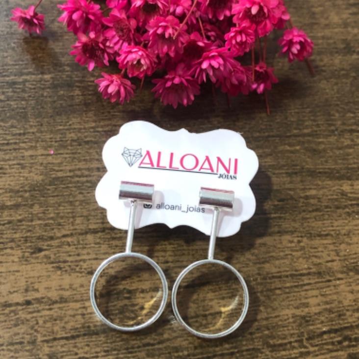 Brinco Pendurado com Círculo