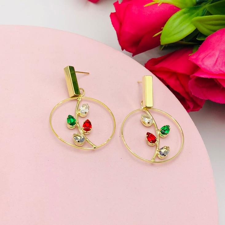 Brinco Pendurado com Flor Colorida