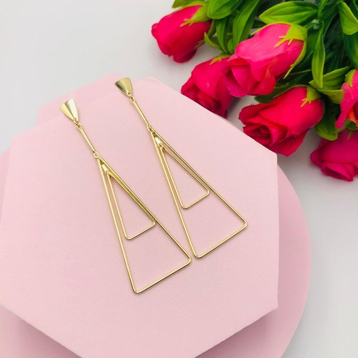 Brinco pendurado dois triângulo