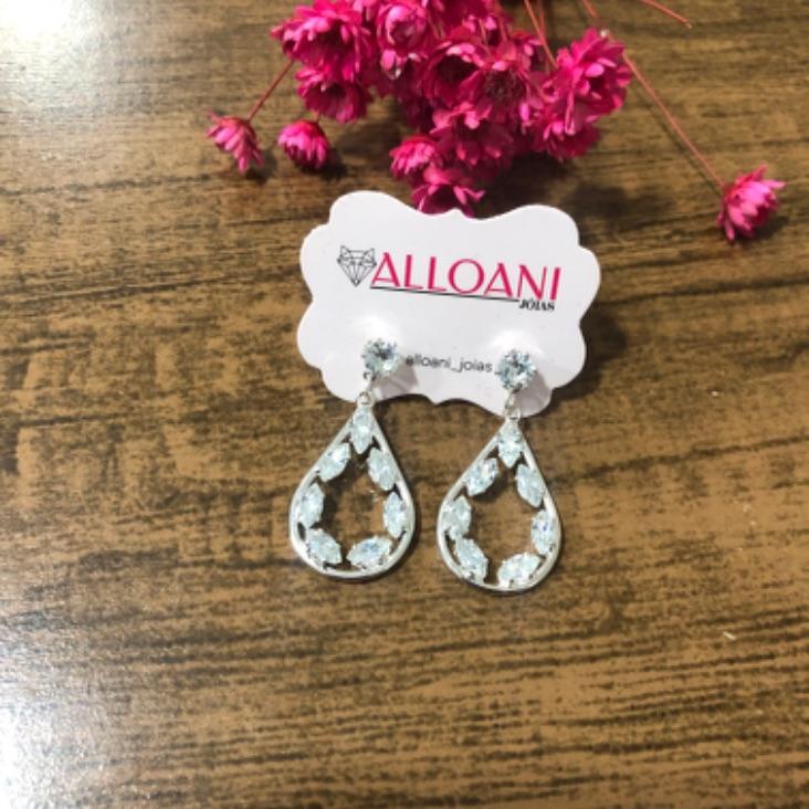 Brinco pendurado em gota com zirconia