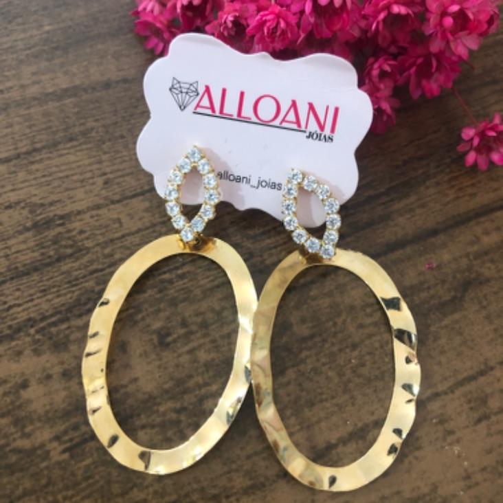 Brinco pendurado oval