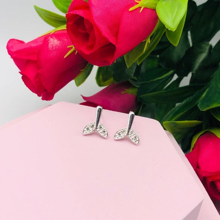 Brinco Rabo de Seria Cravejado