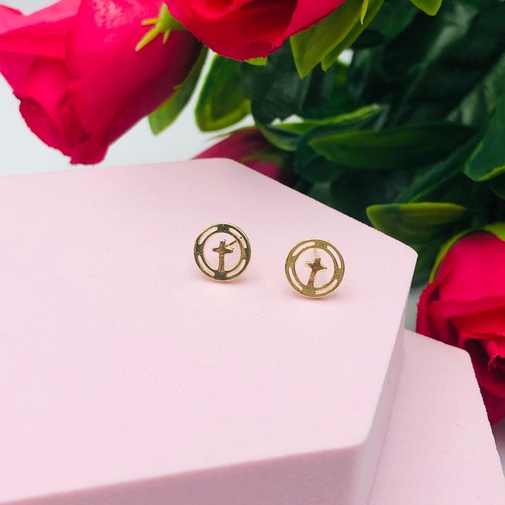 Brinco Redondo com Cruz