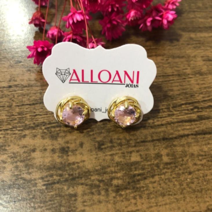 Brinco redondo com pedra rosa