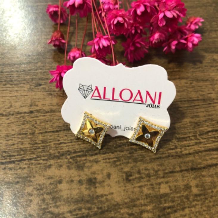 Brinco trevo cravejado