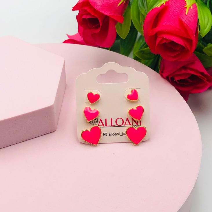 Brinco Trio Coração Resinado
