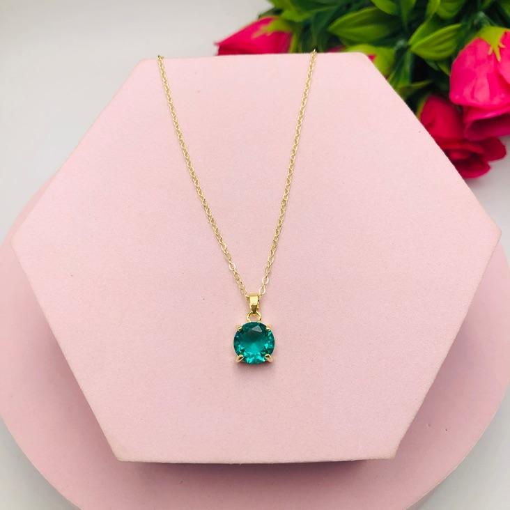 Colar Cadeado Pingente Pedra Verde