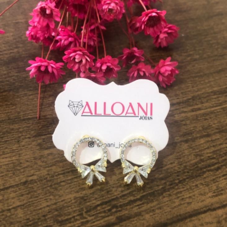 Colar Círculo Cravejado co Laço