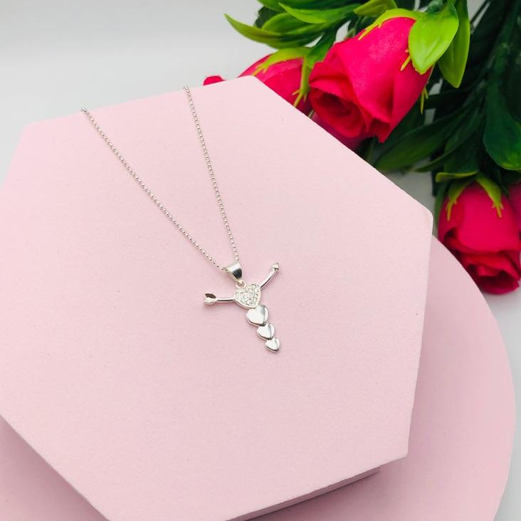 Colar com pingente Coração