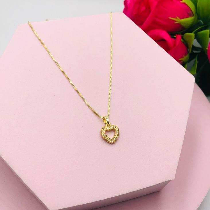 Colar com Pingente Coração