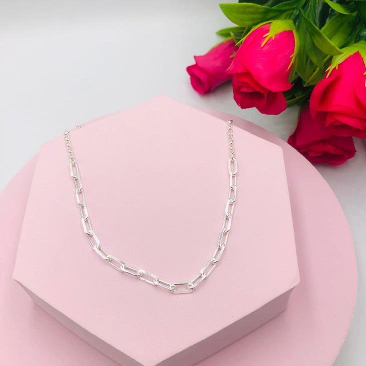 Colar Corrente Cartier Com Ponto de Luz Rosa