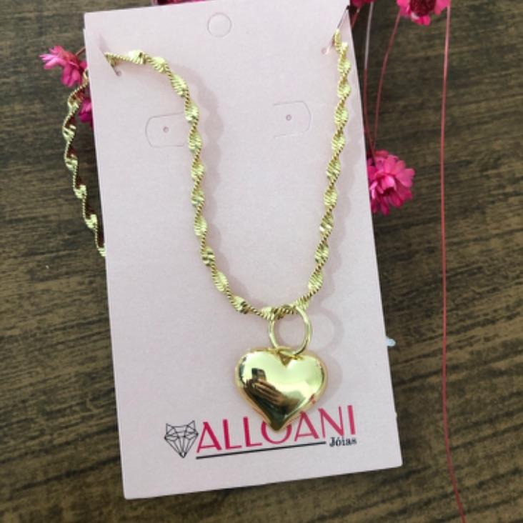 Colar corrente torcidinha com pingente coração