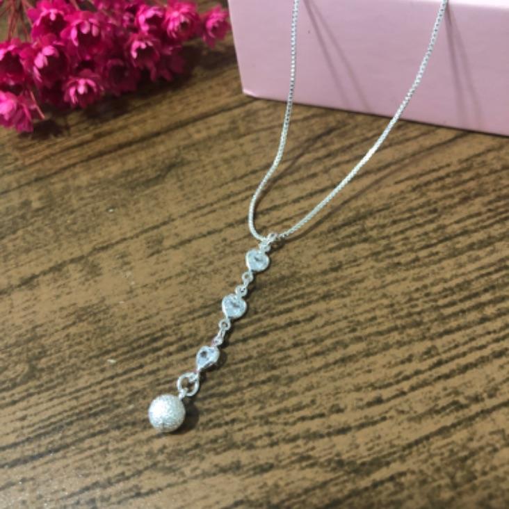 Colar corrente veneziana com corações