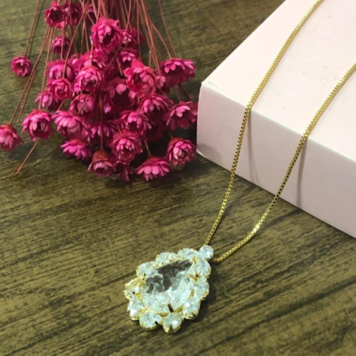 Colar Corrente Veneziana com Gota com Pedras Cristais