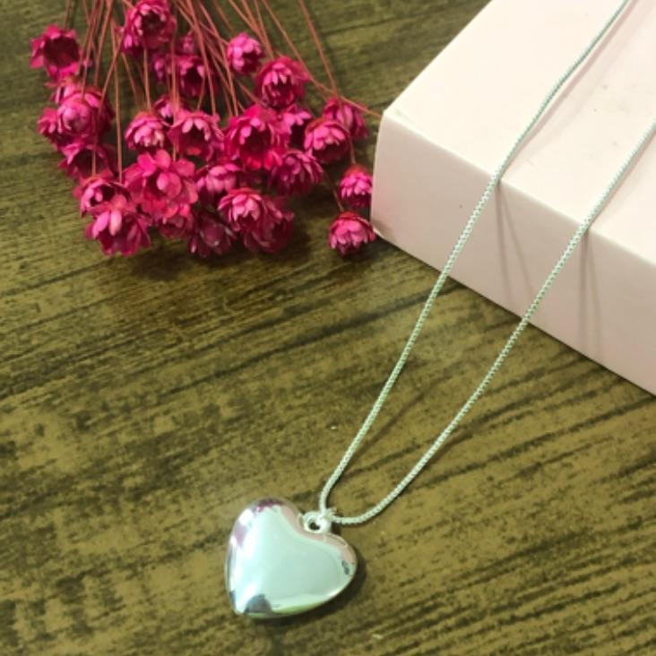 Colar Corrente Veneziana com Pingente Coração