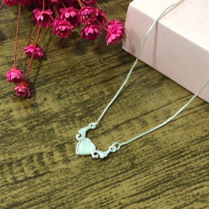 Colar Corrente Veneziana com Pingente Coração de Assad