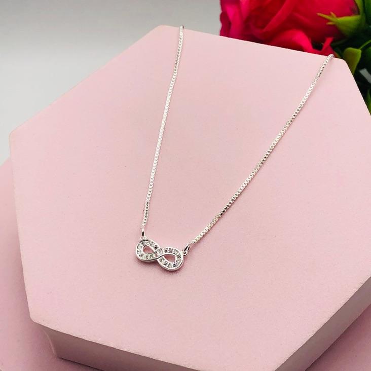 Colar Corrente Veneziana com Pingente Infinito