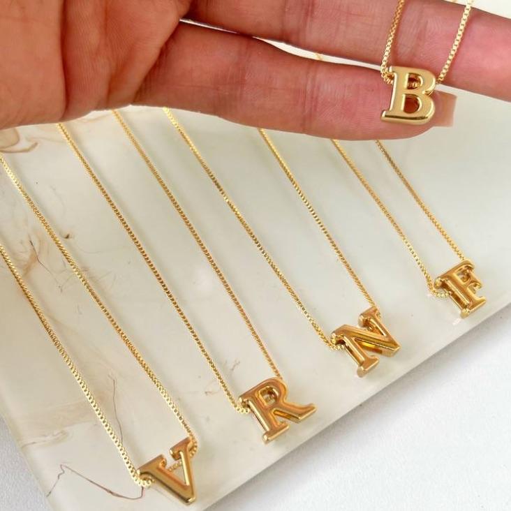 Colar corrente veneziana com Pingente letra B