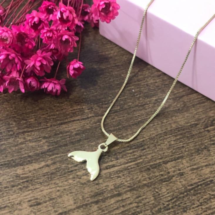 Colar Corrente Veneziana com Pingente Rabo Baleia