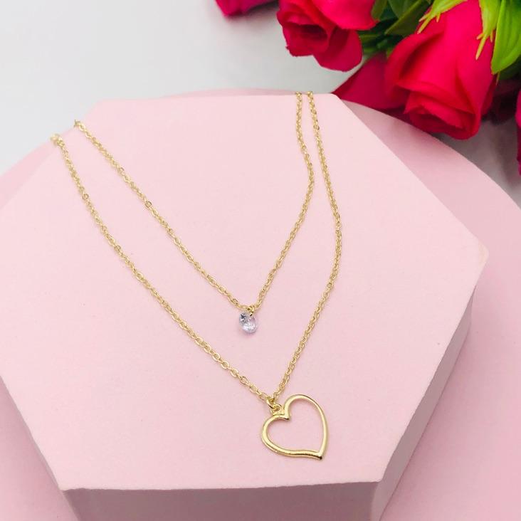 Colar Duplo com Pingente Ponto de Luz e Coração