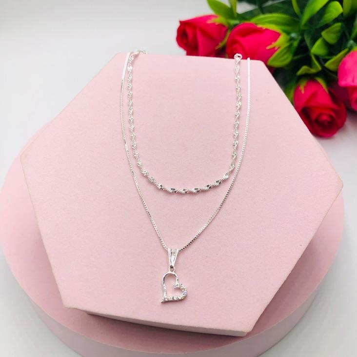 Colar Duplo Torcida e Corrente Veneziana e Pingente Coração Cravejado