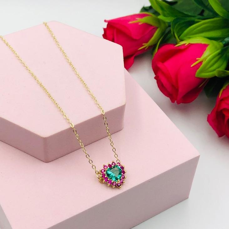 Colar Elo Cadeado com Coração Verde e Rosa