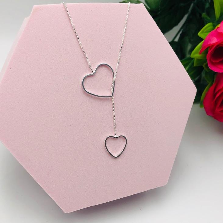 Colar Gravatinha Dois Corações