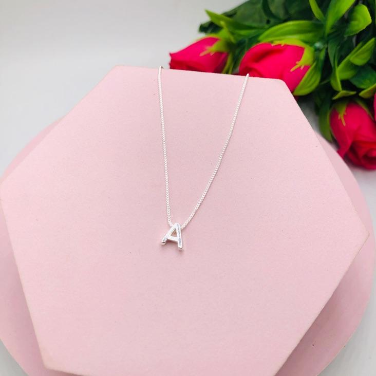 Colar Letra A