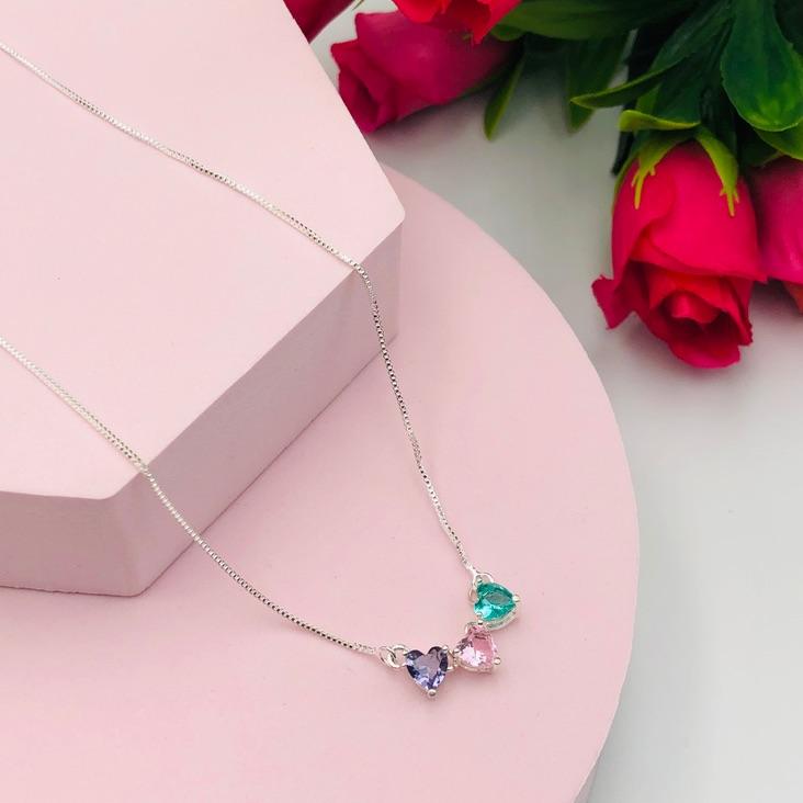 Colar Três Corações Colorido