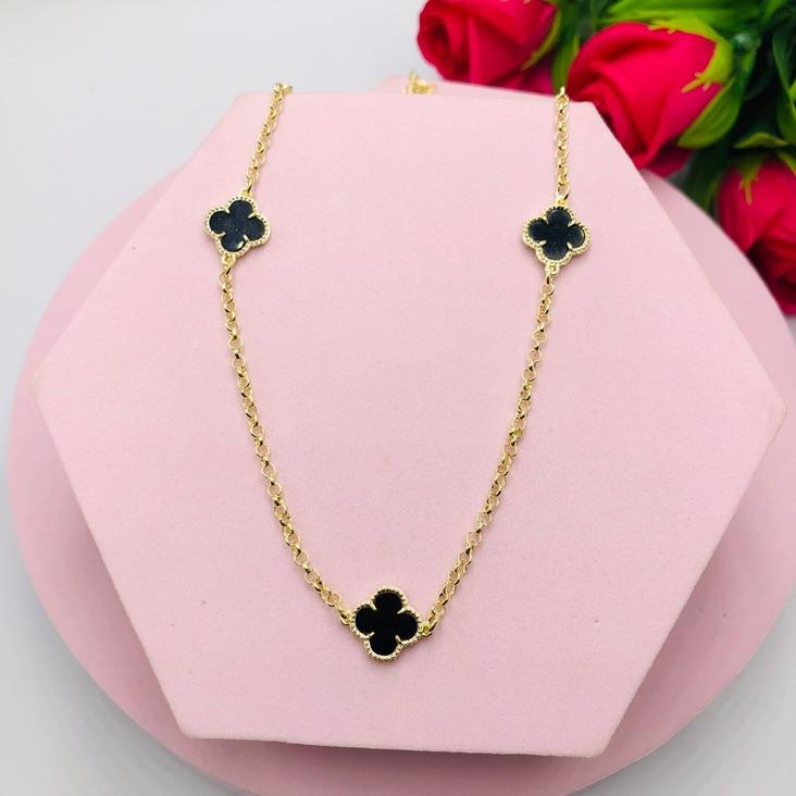 Colar Trevo Preto