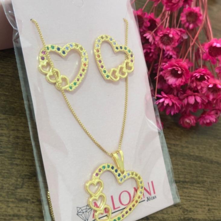 Conjunto Coração Cravejado com Zircônias Colorida