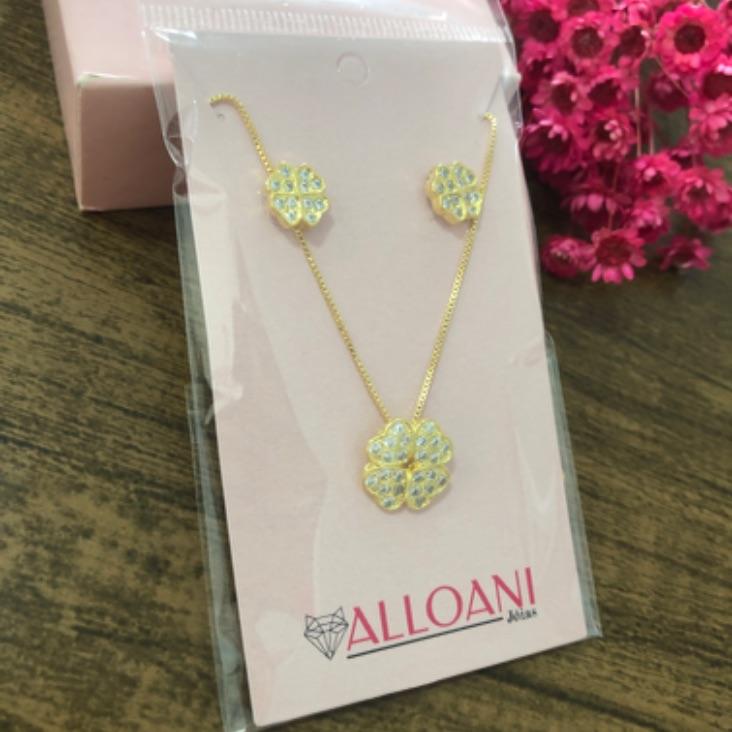 Conjunto Trevo Cravejado