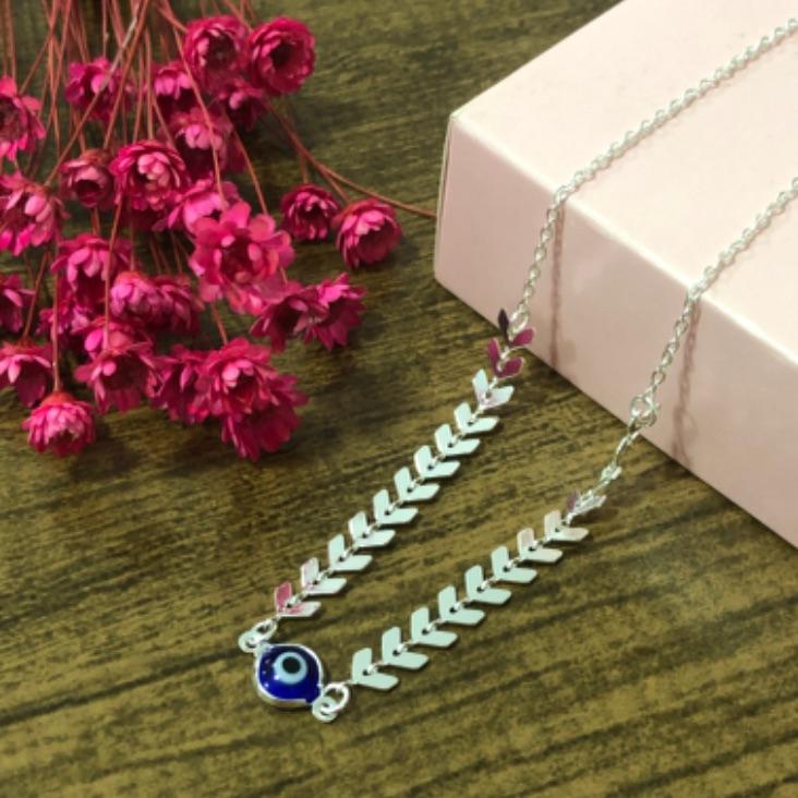 Corrente Escama de Peixe com Olho Grego