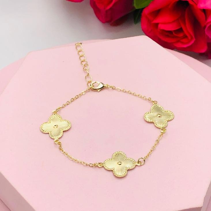 Pulseira Com 3 Trevos Elo Cadeado