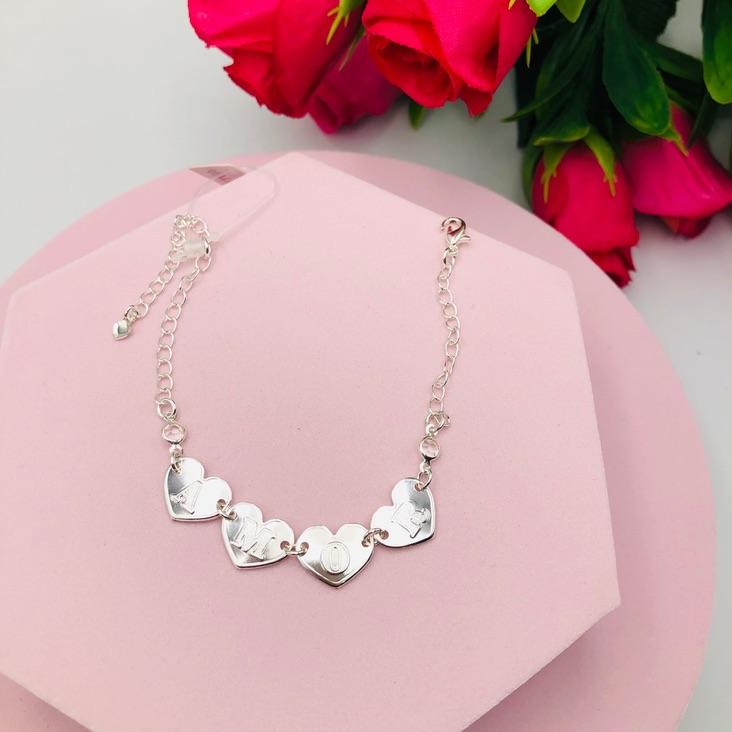 Pulseira com Corações Amor