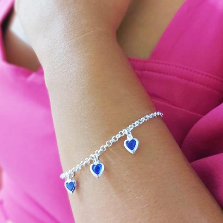 Pulseira com Elos de Coração com uma Bola