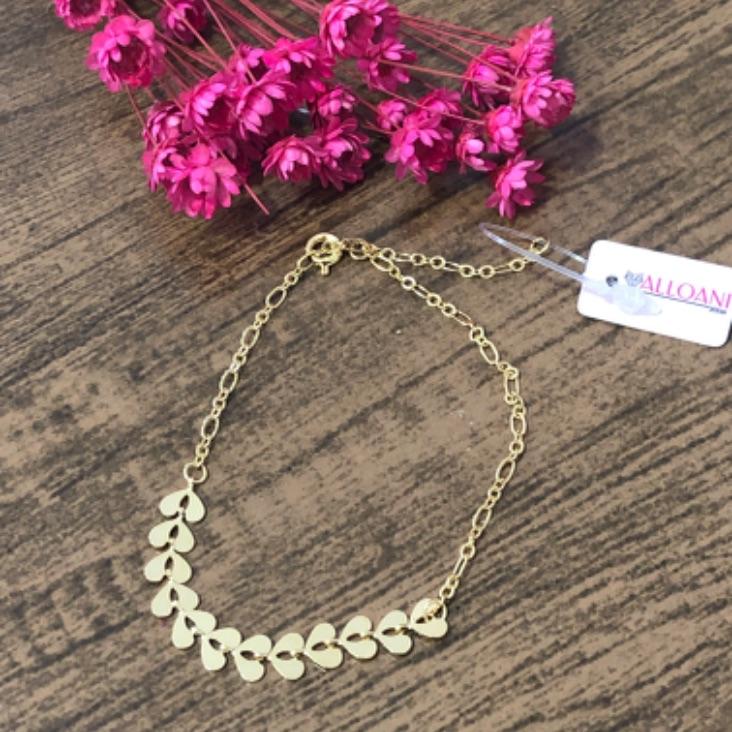 Pulseira com Escamas em Corações