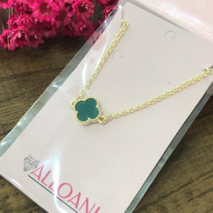 Pulseira Corrente Elo Português com Pingente Trevo Verde