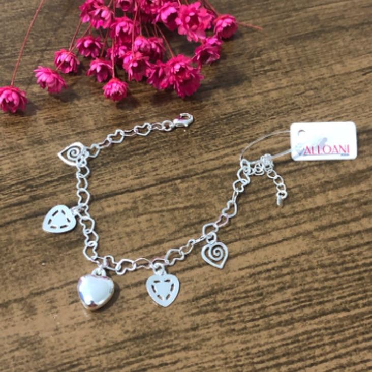 Pulseira Elos de Corações co Pingentes de Coração