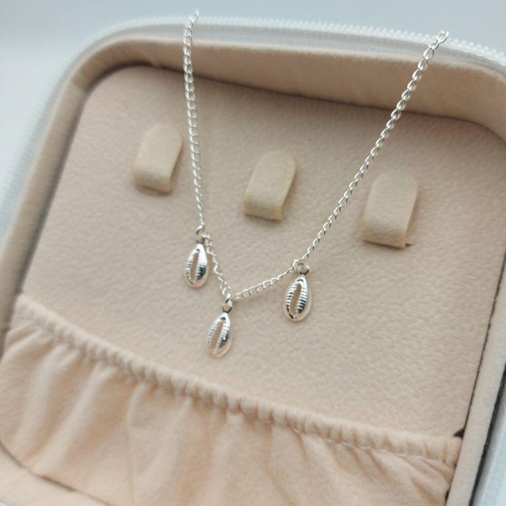 Tornozeleira com 3 Búzios