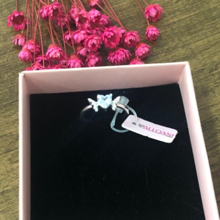 Anel com Coração Pedra Branca e Assas N 22